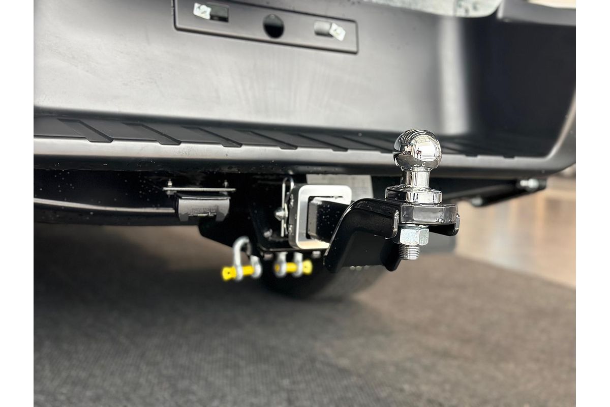 2025 Isuzu D-MAX SX High Ride Rear Wheel Drive