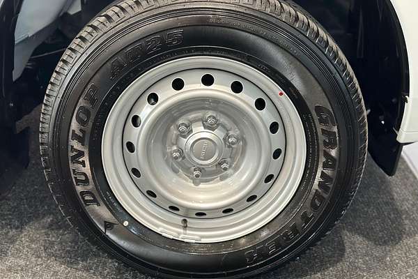 2025 Isuzu D-MAX SX High Ride Rear Wheel Drive