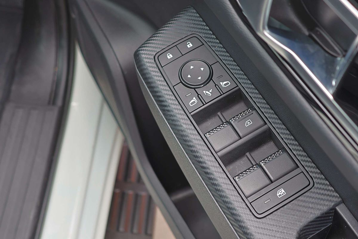 2024 Mitsubishi Triton GLS MV 4X4