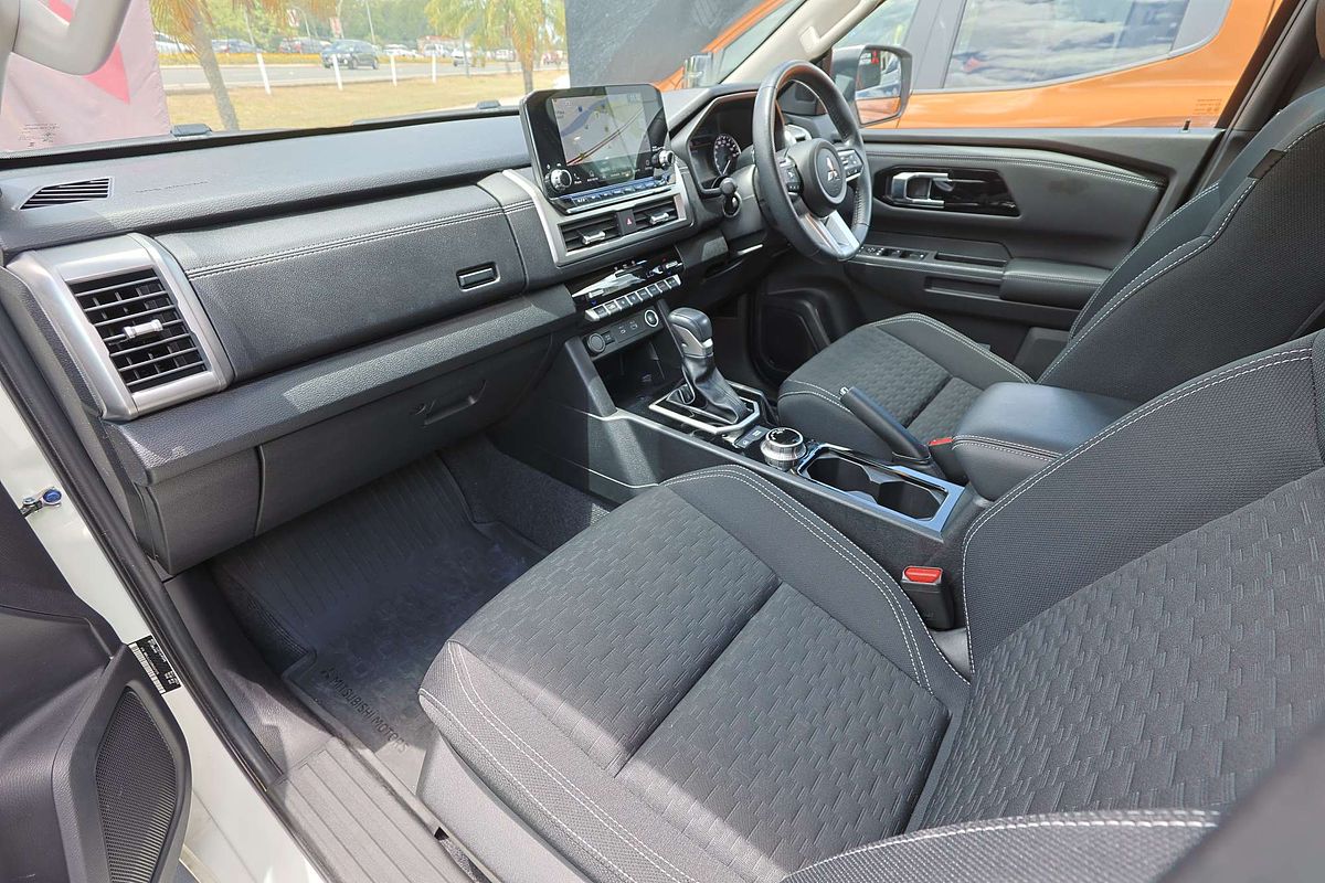 2024 Mitsubishi Triton GLS MV 4X4