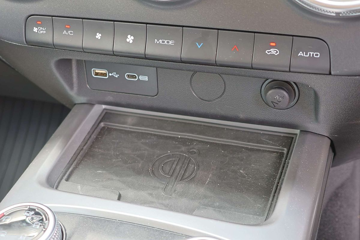 2025 GWM Tank 300 Ultra P01