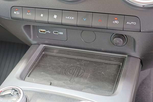 2025 GWM Tank 300 Ultra P01