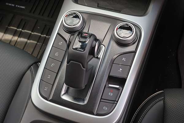 2025 GWM Tank 300 Ultra P01