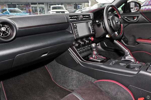 2025 Subaru BRZ tS ZD8