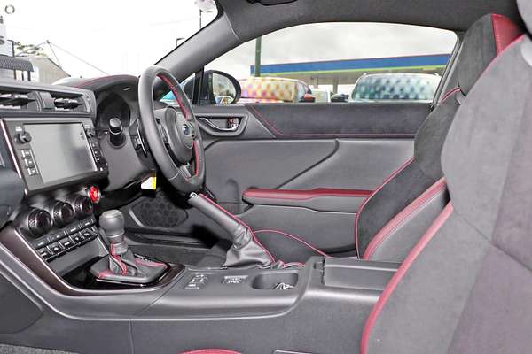 2025 Subaru BRZ tS ZD8