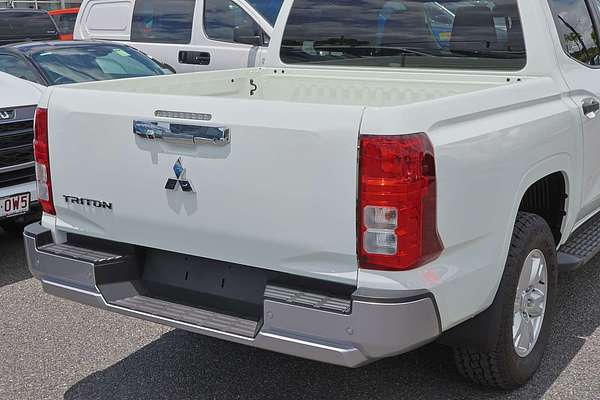 2025 Mitsubishi Triton GLX+ MV 4X4