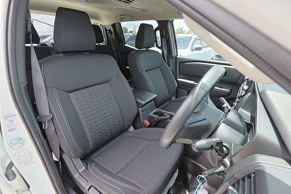 2025 Mitsubishi Triton GLX+ MV 4X4