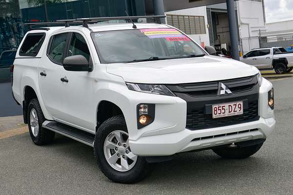 2022 Mitsubishi Triton GLX+ MR 4X4