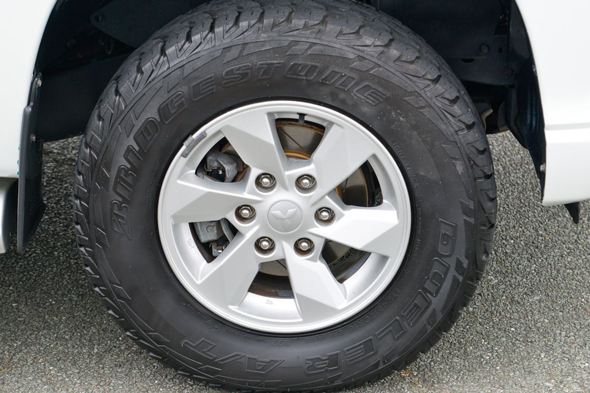 2022 Mitsubishi Triton GLX+ MR 4X4