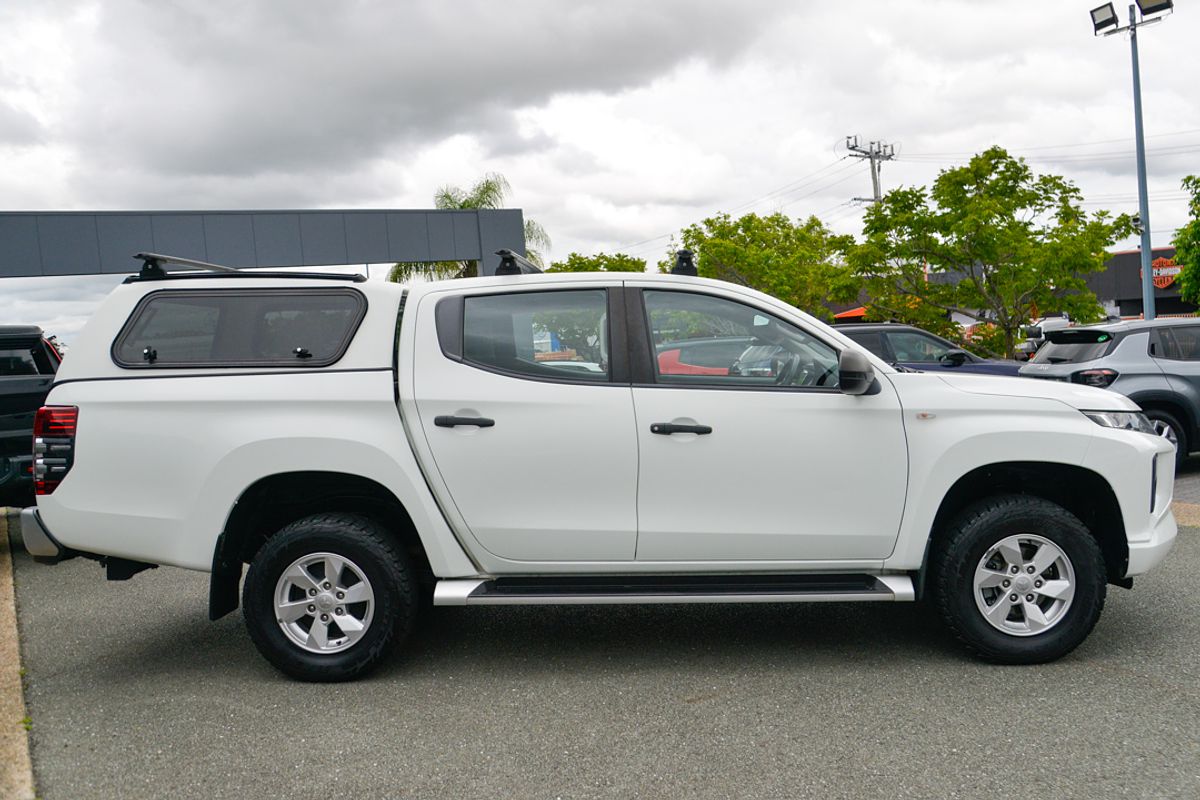 2022 Mitsubishi Triton GLX+ MR 4X4