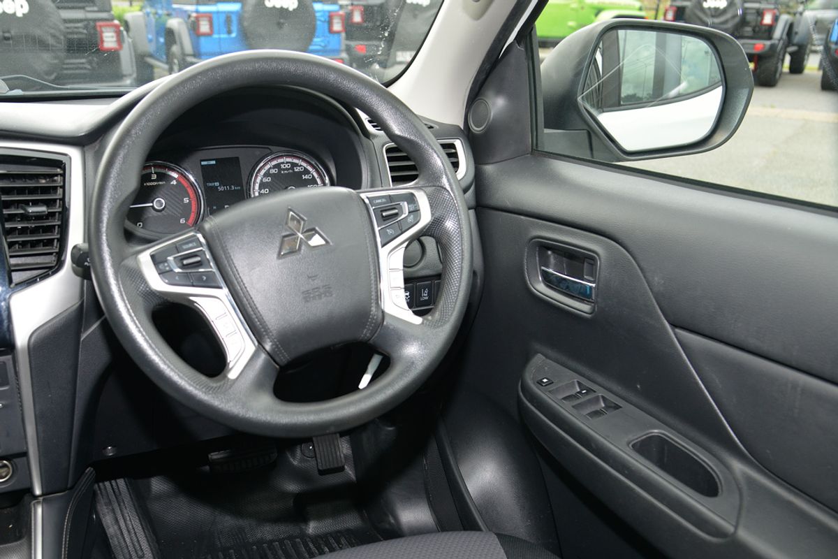 2022 Mitsubishi Triton GLX+ MR 4X4