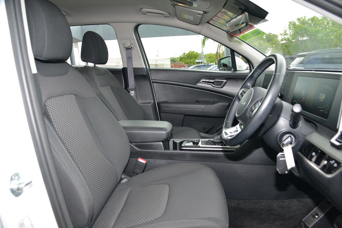 2023 Kia Sportage S NQ5