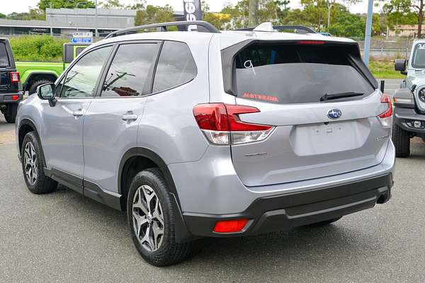 2021 Subaru Forester 2.5i S5