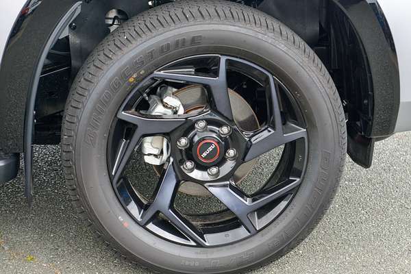 2025 Isuzu MU-X X-TERRAIN