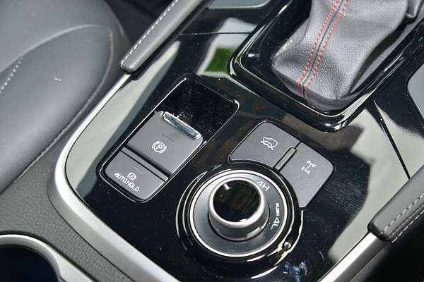 2025 Isuzu MU-X X-TERRAIN