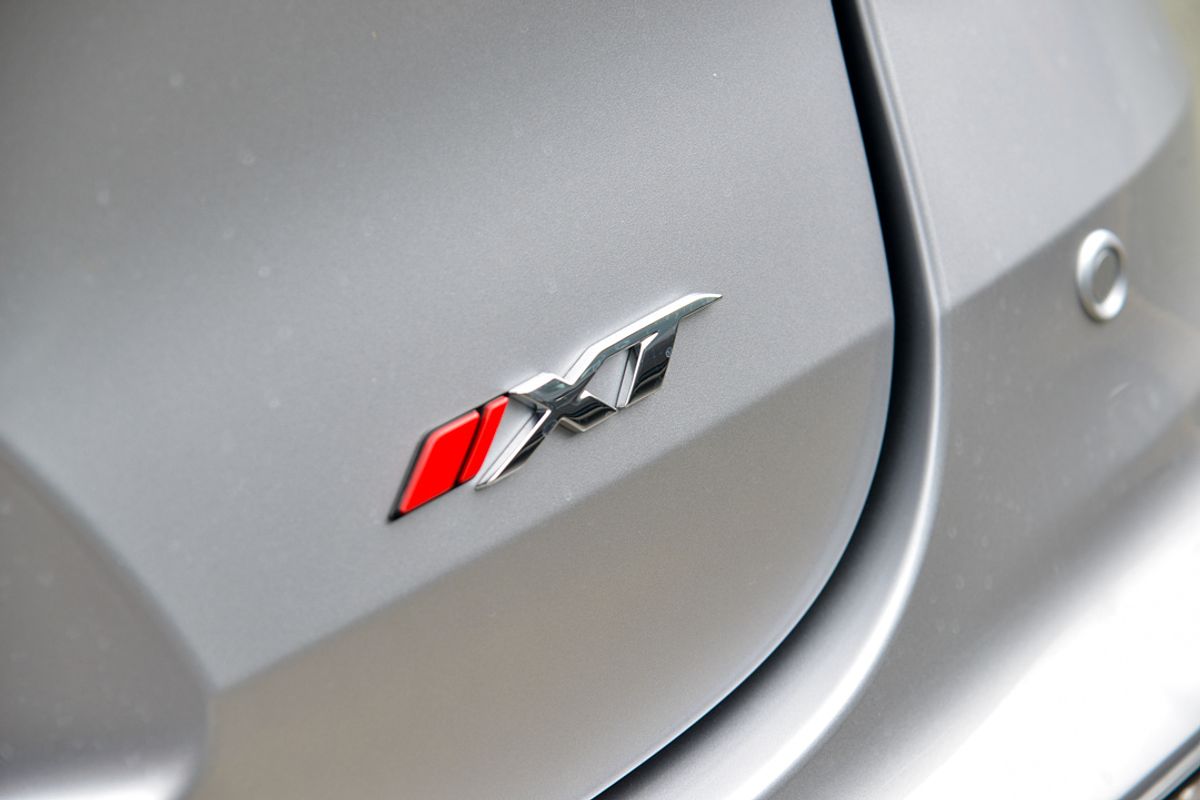 2025 Isuzu MU-X X-TERRAIN