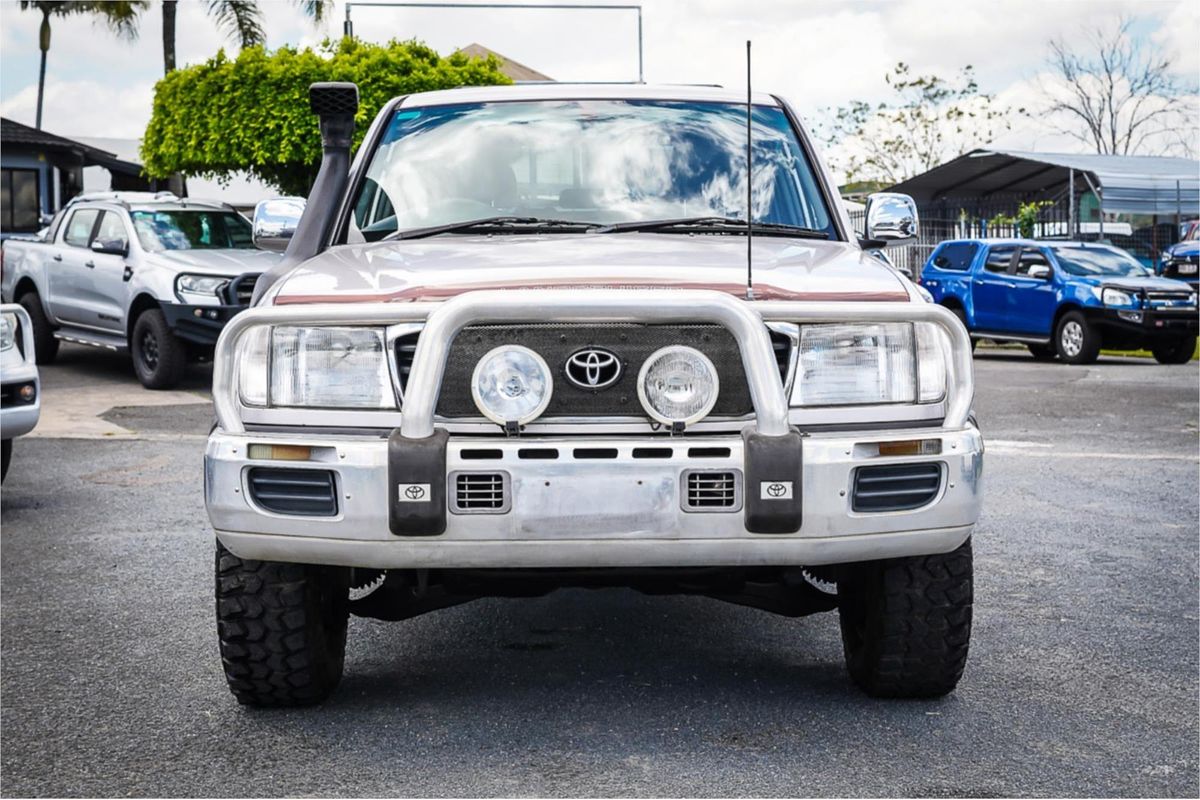 2002 Toyota Landcruiser GXL HDJ100R