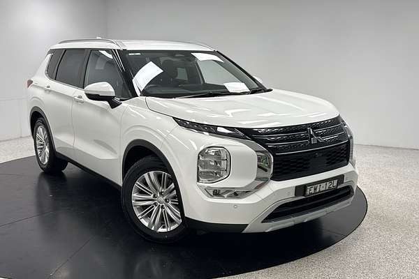 2022 Mitsubishi Outlander LS ZM