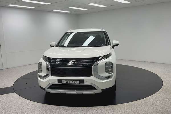 2022 Mitsubishi Outlander LS ZM