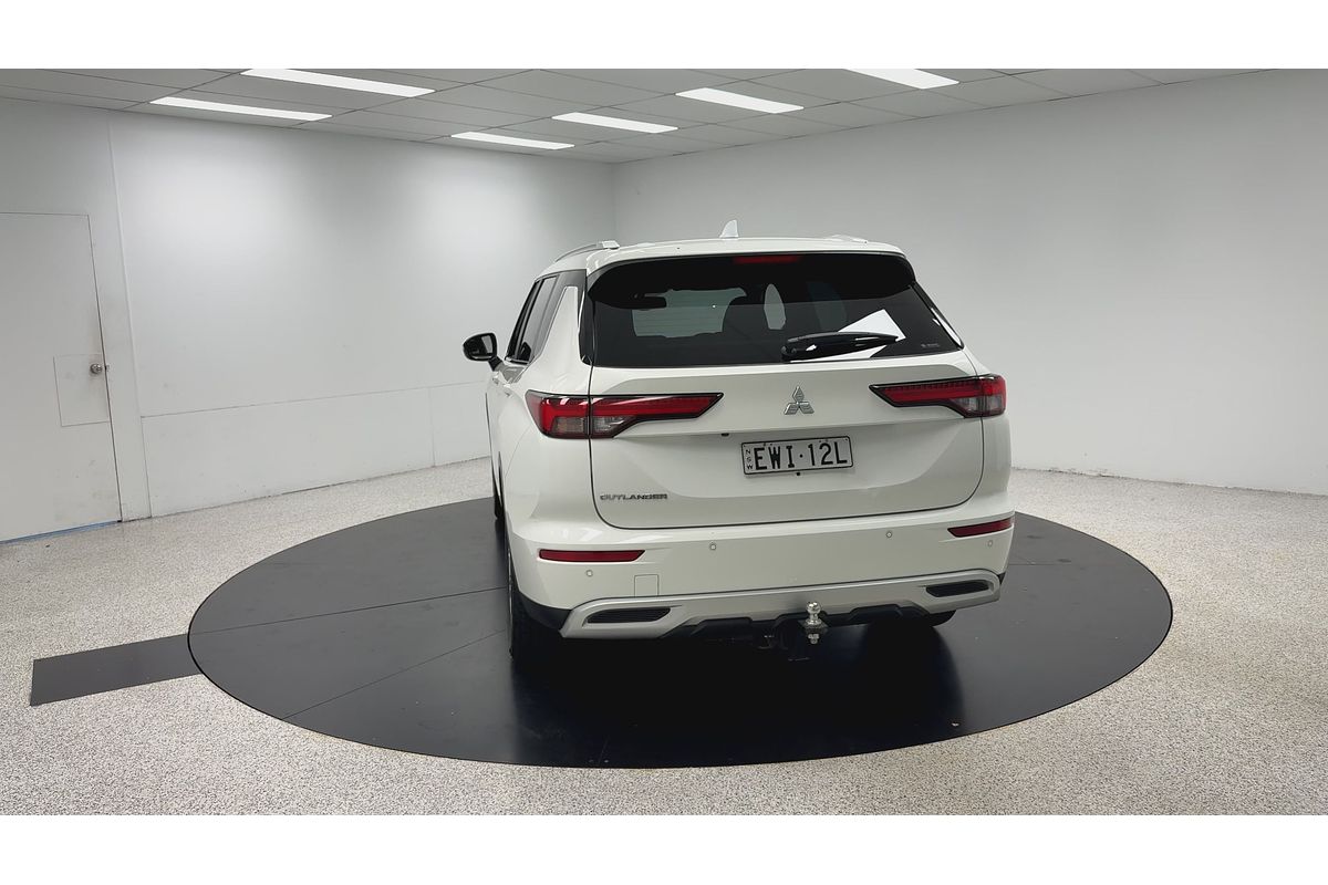 2022 Mitsubishi Outlander LS ZM