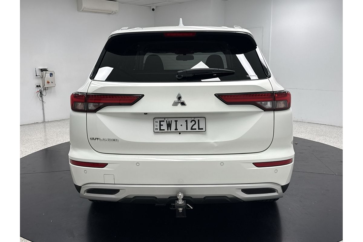 2022 Mitsubishi Outlander LS ZM