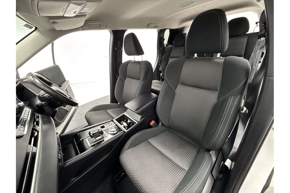 2022 Mitsubishi Outlander LS ZM