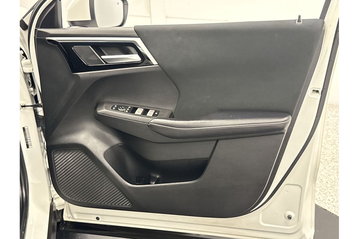 2022 Mitsubishi Outlander LS ZM