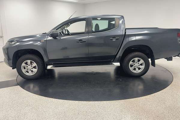 2021 Mitsubishi Triton GLX+ MR 4X4