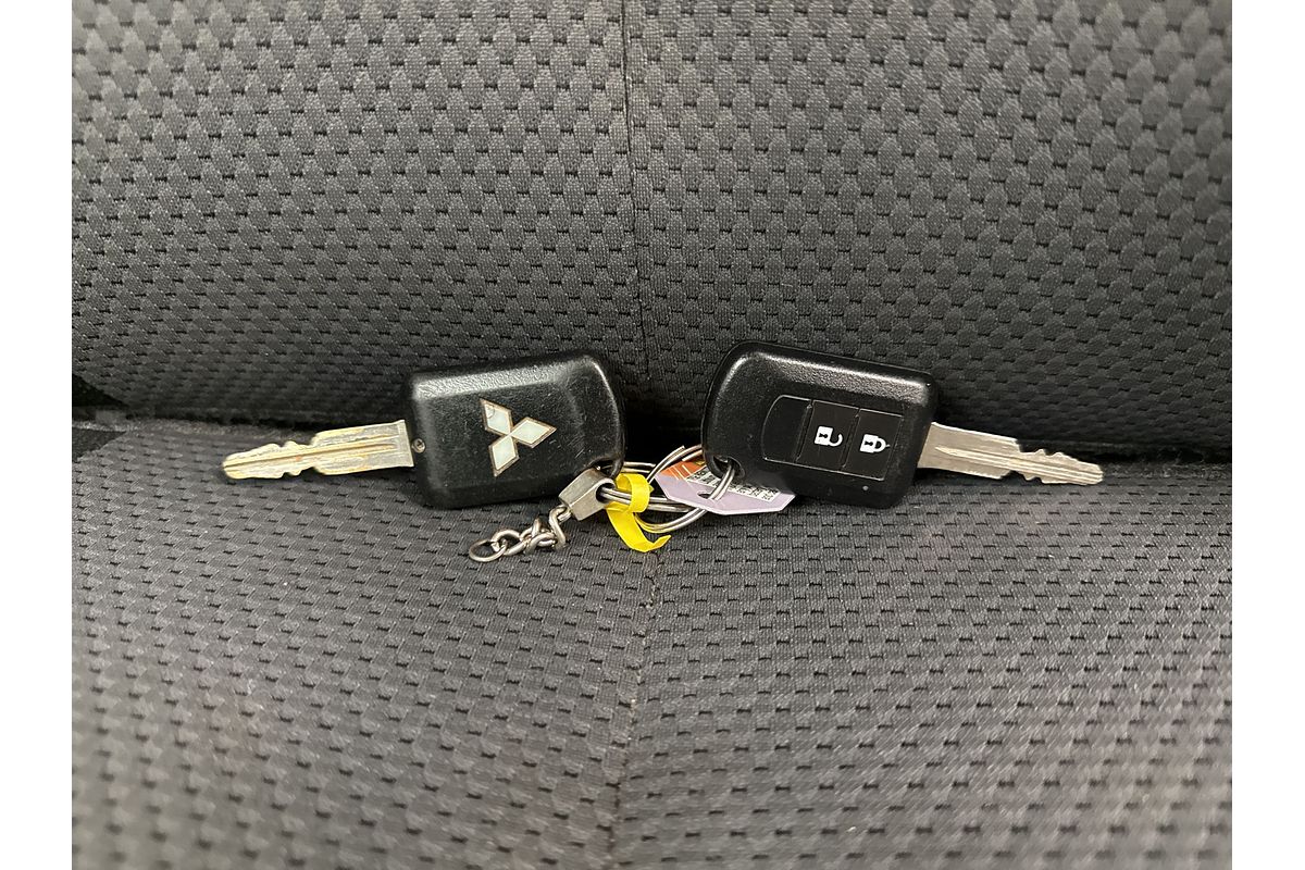 2021 Mitsubishi Triton GLX+ MR 4X4