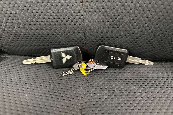 2021 Mitsubishi Triton GLX+ MR 4X4