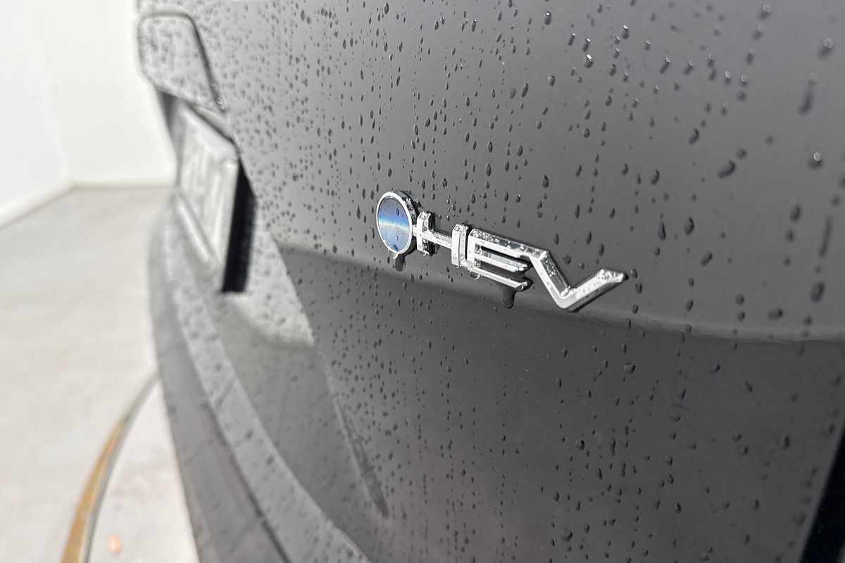 2025 Toyota COROLLA CROSS GX 2WD HYBRID MXGH10R