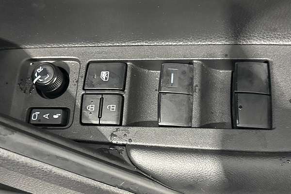 2025 Toyota COROLLA CROSS GX 2WD HYBRID MXGH10R