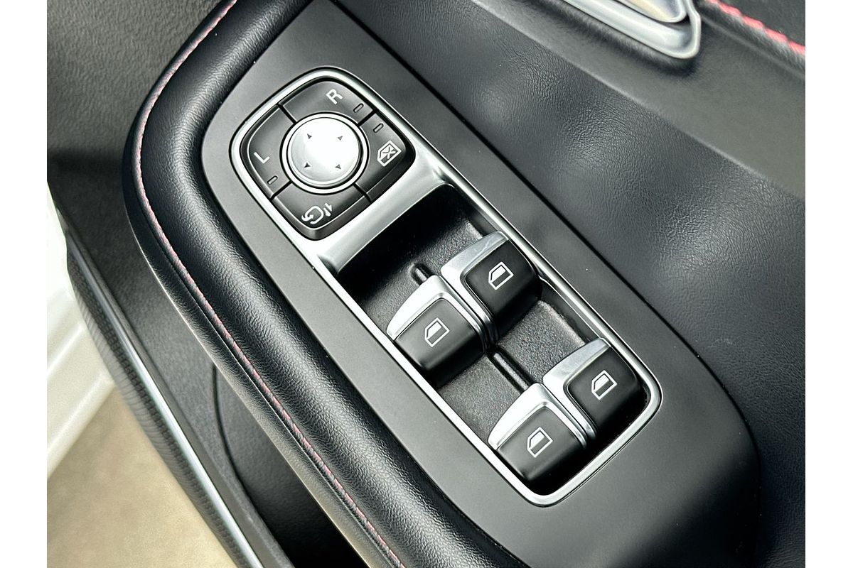 2022 MG HS Vibe SAS23