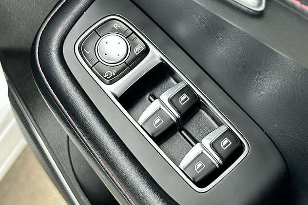 2022 MG HS Vibe SAS23