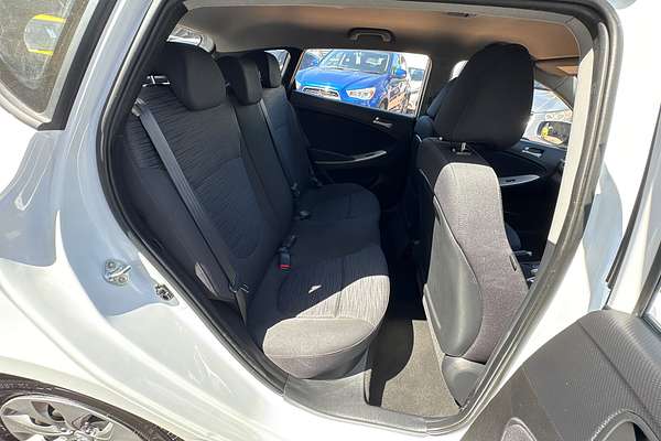 2015 Hyundai Accent Active RB2