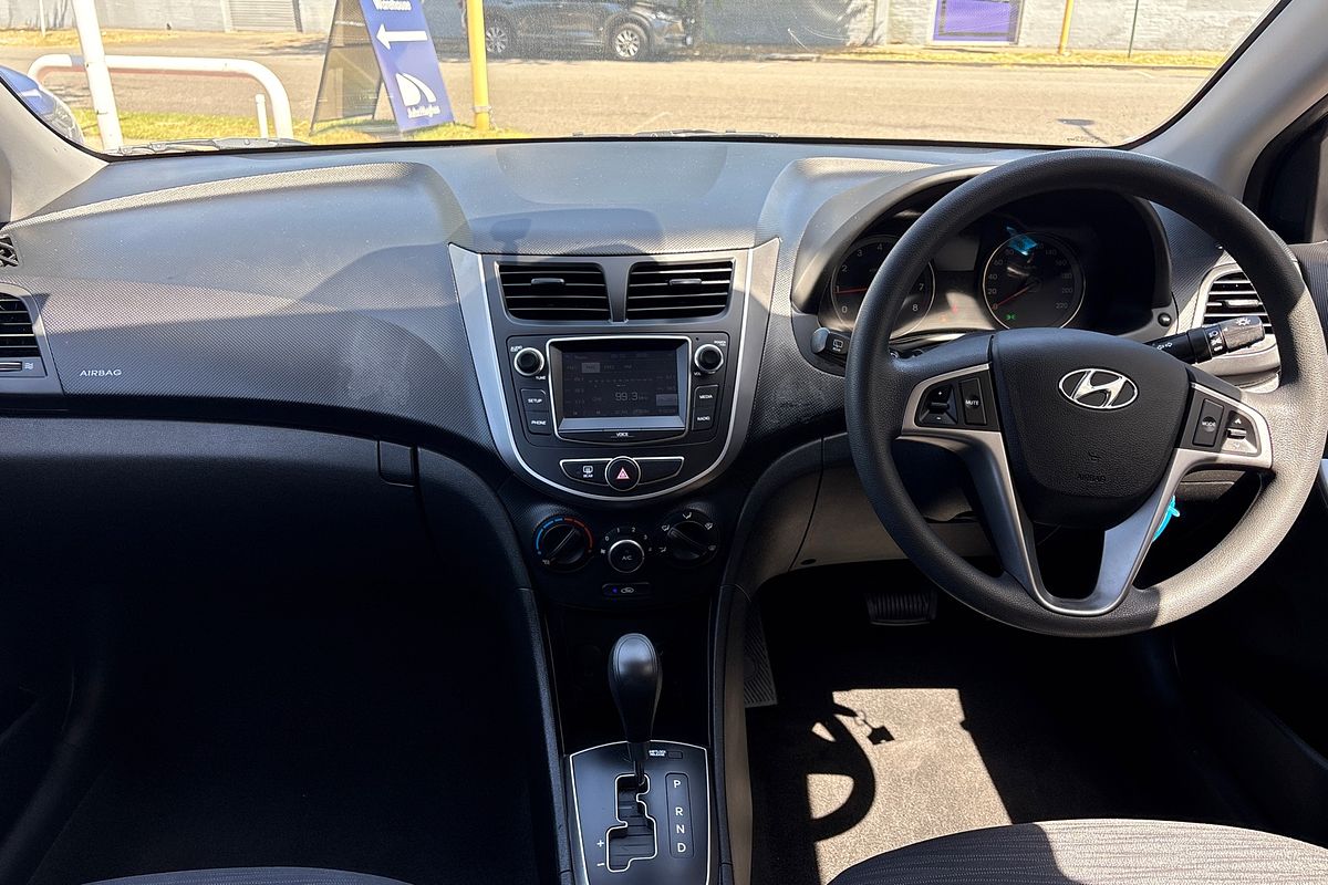 2015 Hyundai Accent Active RB2