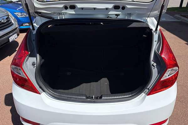 2015 Hyundai Accent Active RB2