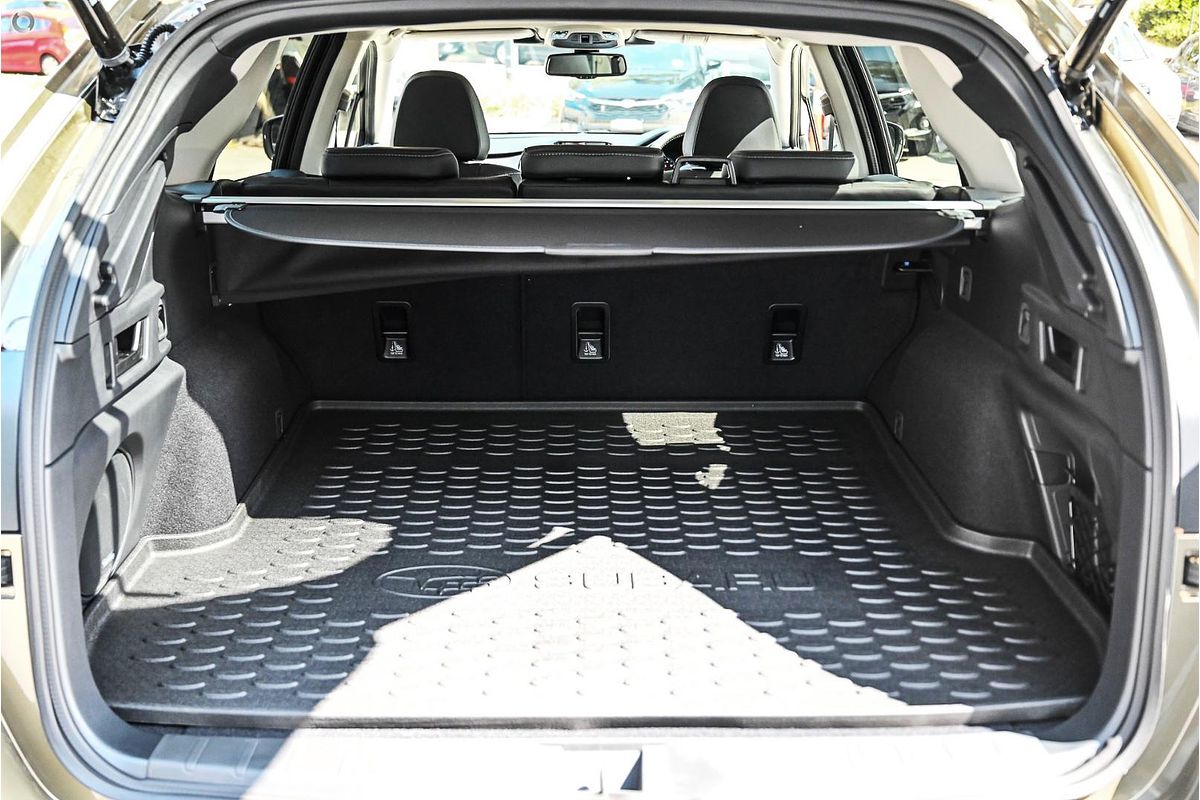 2025 Subaru Outback AWD Touring XT 6GEN