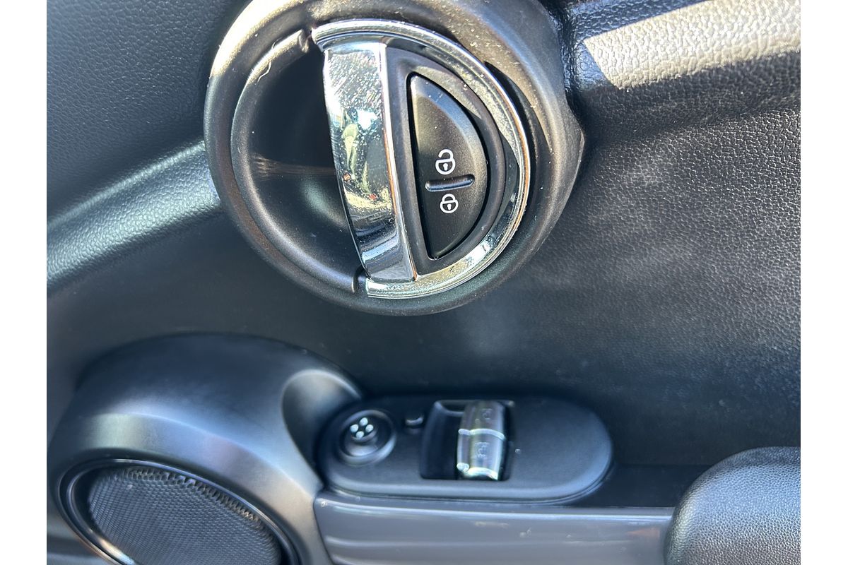 2016 MINI Hatch 1.5P COOPER 6 Speed Automatic