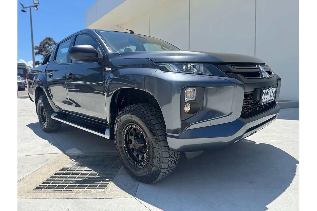 2019 Mitsubishi Triton GLX+ MR 4X4