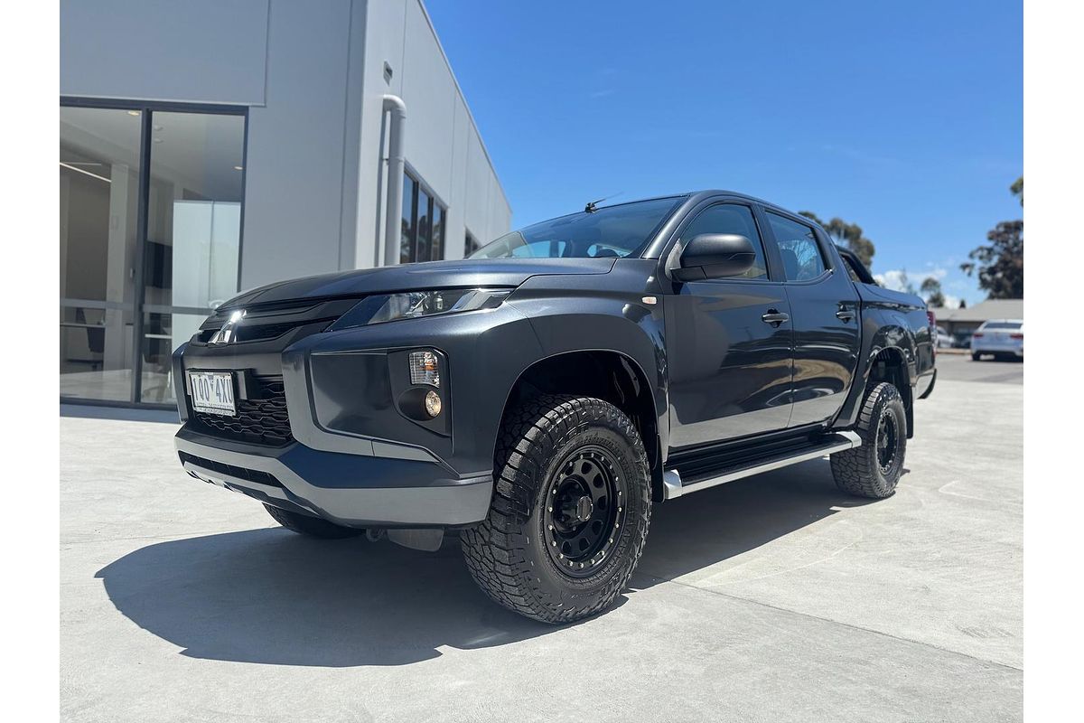2019 Mitsubishi Triton GLX+ MR 4X4