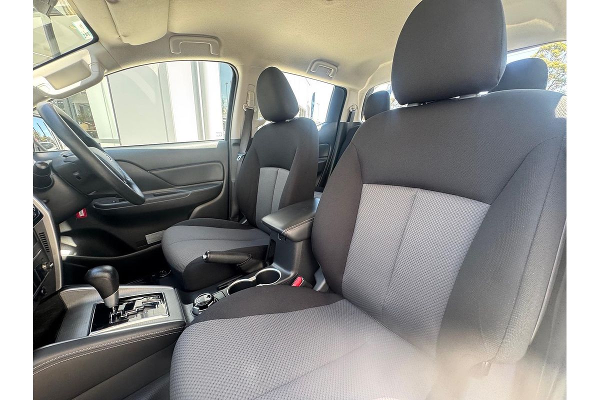 2019 Mitsubishi Triton GLX+ MR 4X4