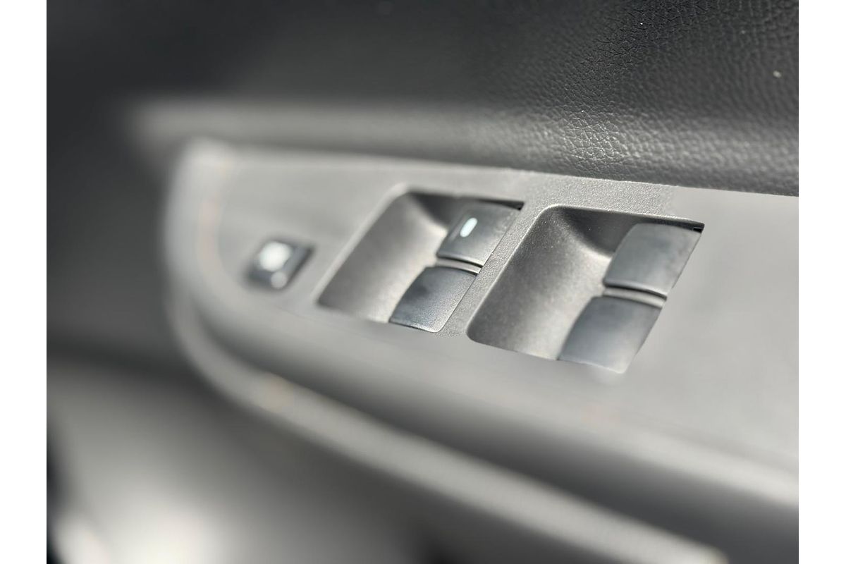 2019 Mitsubishi Triton GLX+ MR 4X4