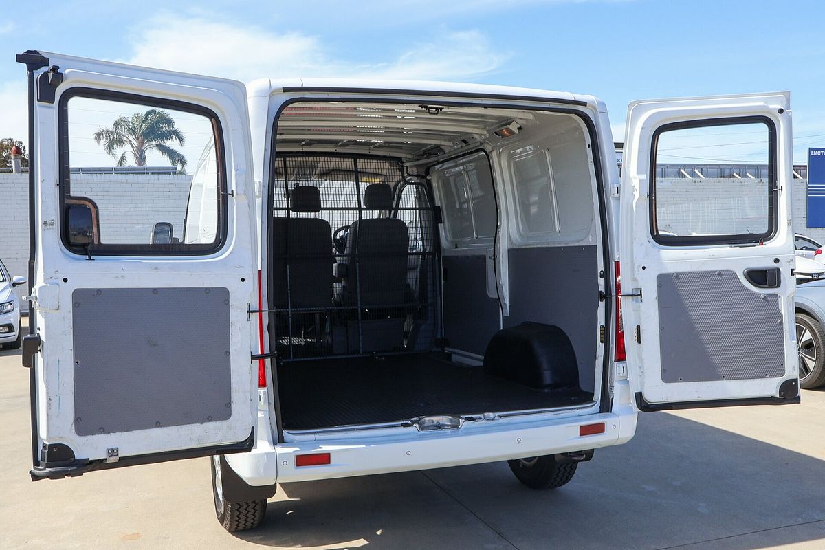 2022 LDV V80 SWB Low Roof