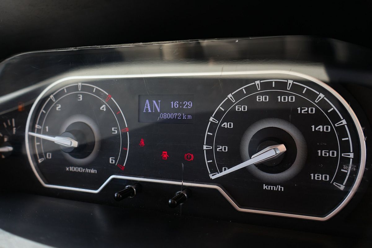 2022 LDV V80 SWB Low Roof