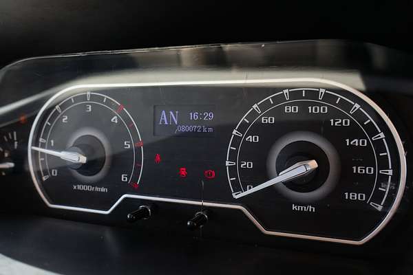 2022 LDV V80 SWB Low Roof