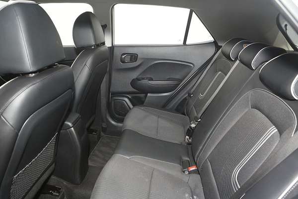2023 Hyundai Venue Active QX.V5