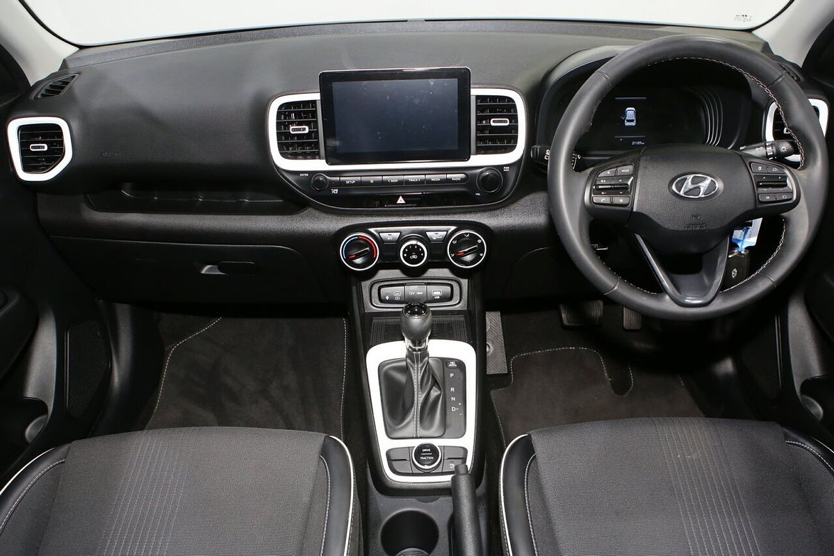 2023 Hyundai Venue Active QX.V5