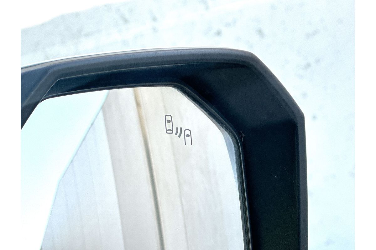 2021 Toyota Hiace GDH320R ELWB High Roof