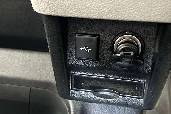 2021 Toyota Hiace GDH320R ELWB High Roof